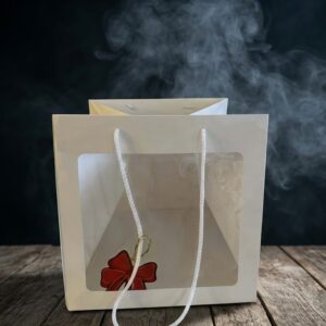 ტორტის ყუთი (ხელჩანთა)