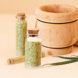 მინის ბოთლი 3 მლ 5მლ 10მლ . კორპის თავსახურით